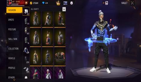 Free fire max account with old collection